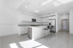 Picture of 4740 NW 84Th Ct # 17, Doral, FL 33166