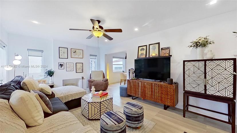 Picture of 265 NW 44Th St, Miami FL 33127