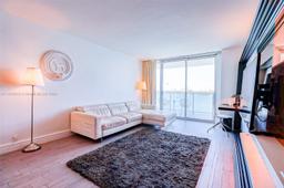 Picture of 1100 WEST Avenue # 816, Miami Beach, FL 33139