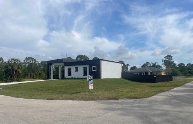 Picture of 1236 County St E, Lehigh Acres FL 33974