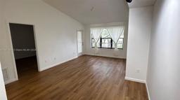 Picture of 4401 W Mcnab Rd # 31, Pompano Beach, FL 33069