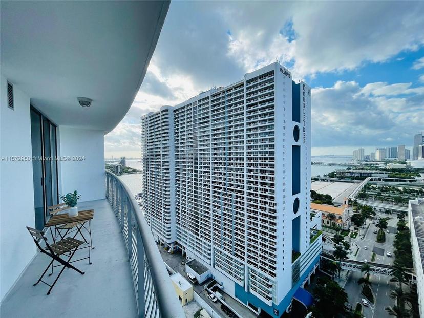 Picture of 1750 N Bayshore Dr # 2710, Miami FL 33132