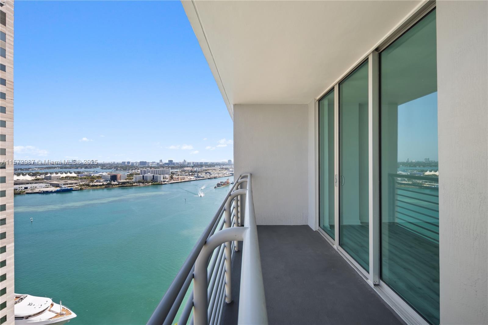 Picture of 335 S Biscayne Blvd # 2700, Miami, FL 33131