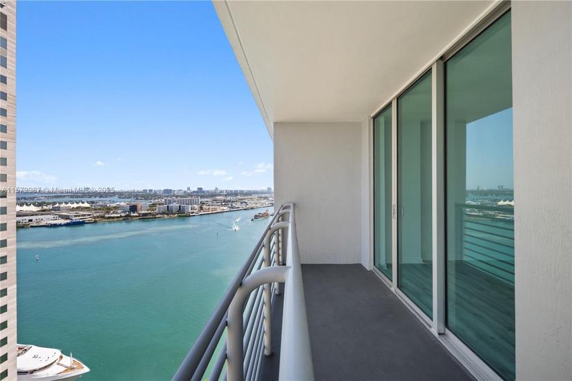 Picture of 335 S Biscayne Blvd # 2700, Miami FL 33131