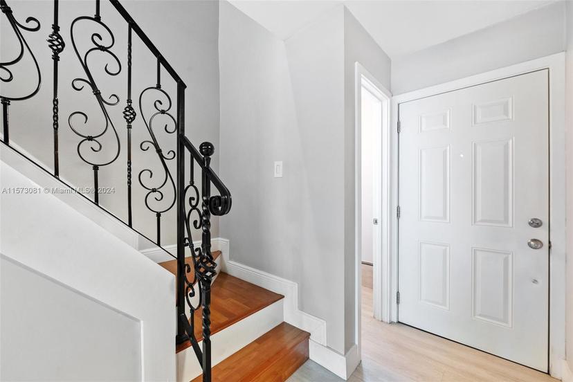 Picture of 11 Olive Dr # H, Hialeah FL 33010