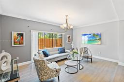 Picture of 11 Olive Dr # H, Hialeah, FL 33010