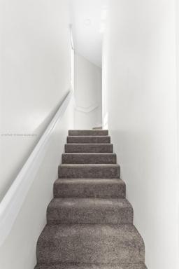 Picture of 5188 Europa Dr # I, Boynton Beach, FL 33437