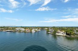 Picture of 20191 E Country Club Dr # 906, Aventura, FL 33180