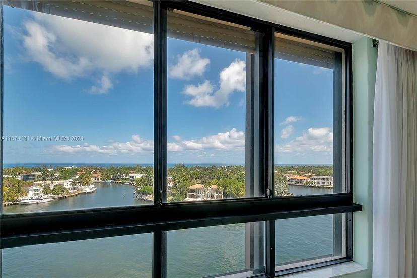 Picture of 20191 E Country Club Dr # 906, Aventura FL 33180