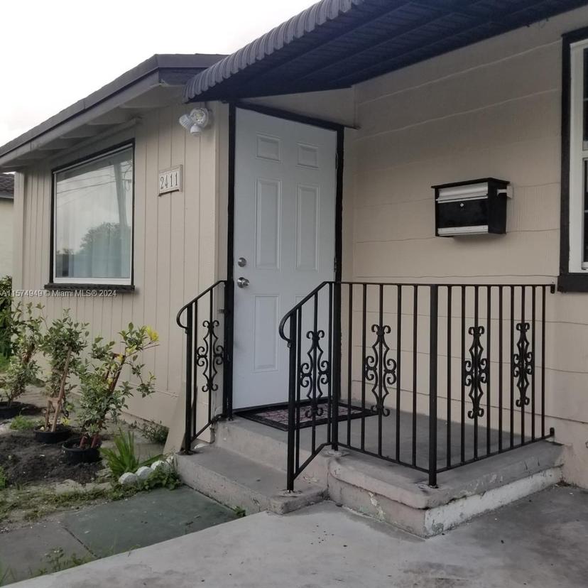 Picture of 2411 Johnson St, Hollywood FL 33020