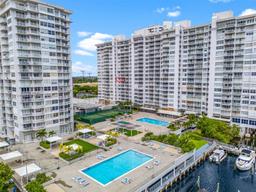 Picture of 18051 Biscayne Blvd # 901, Aventura, FL 33160