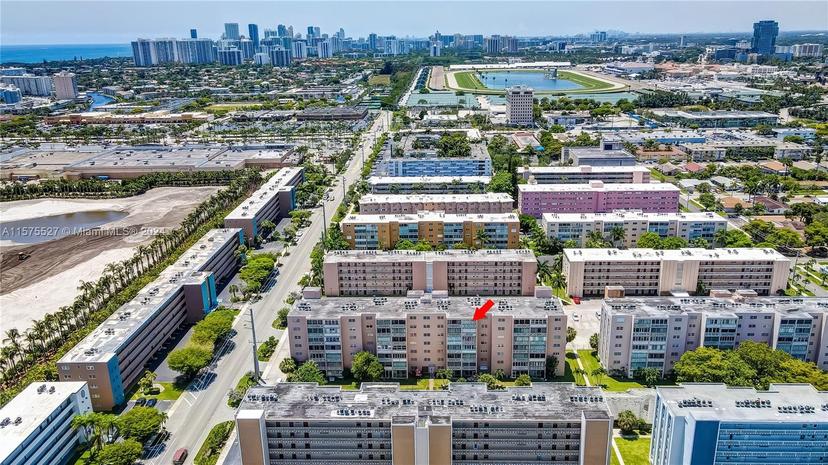 Picture of 301 NE 14Th Ave # 703, Hallandale Beach FL 33009