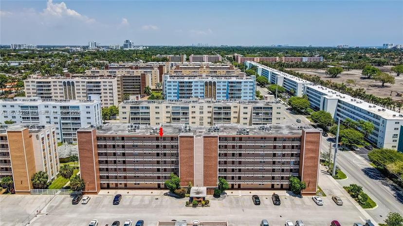 Picture of 301 NE 14Th Ave # 703, Hallandale Beach FL 33009