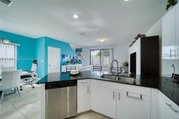 Picture of 350 NE 194Th Ter # 350, Miami, FL 33179