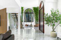 Picture of 144 Paloma Dr, Coral Gables, FL 33143
