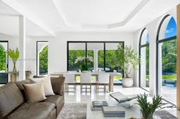 Picture of 144 Paloma Dr, Coral Gables, FL 33143