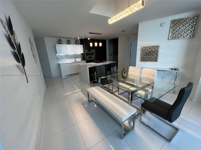 Picture of 851 NE 1St Ave # 3903, Miami FL 33132