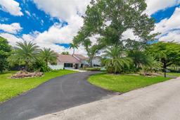 Picture of 10126 SW 93Rd Pl, Miami, FL 33176