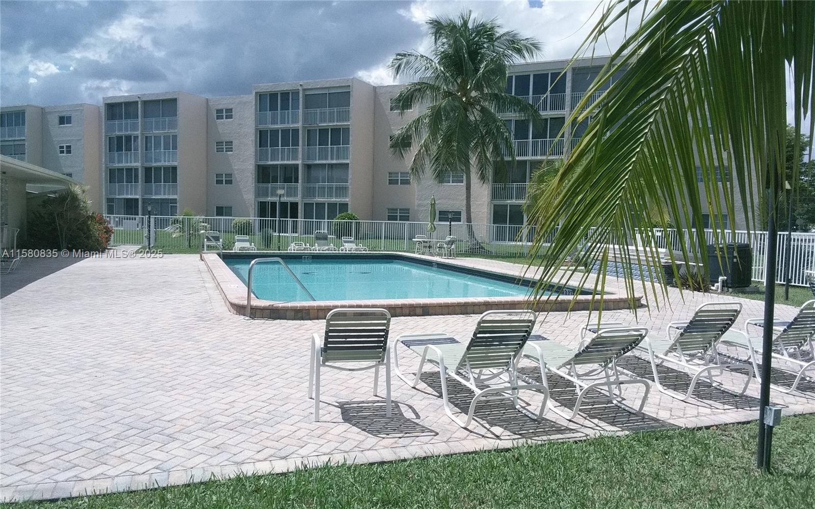 Picture of 206 SE 10Th St # 302, Dania Beach, FL 33004