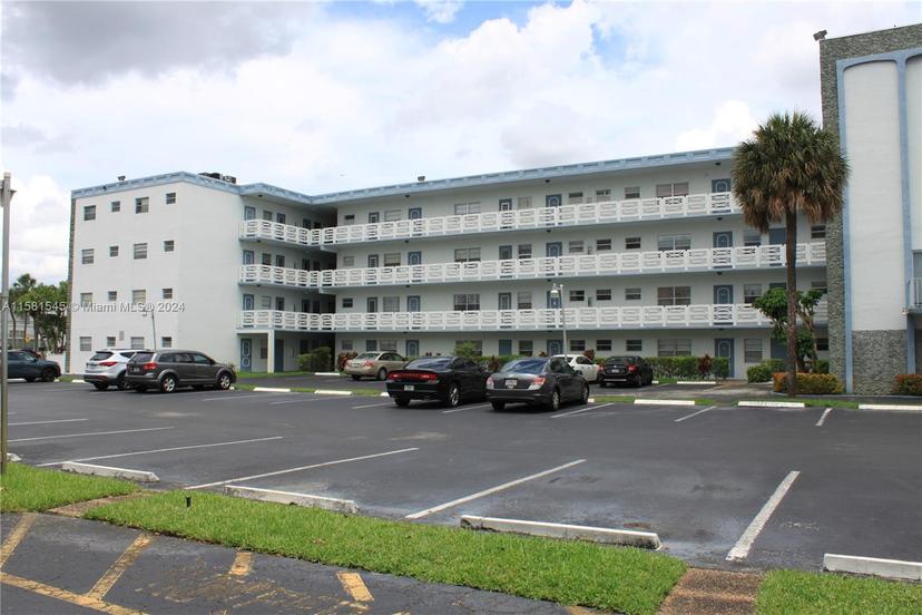 Picture of 4090 NW 42Nd Ave # 106, Lauderdale Lakes FL 33319