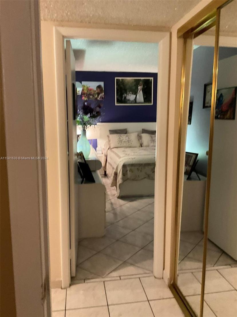Picture of 4675 W 18Th Ct # 502, Hialeah FL 33012