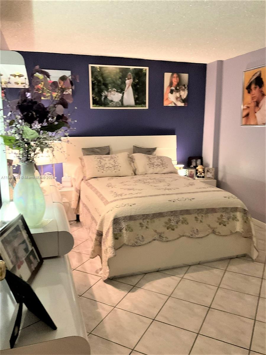 Picture of 4675 W 18Th Ct # 502, Hialeah, FL 33012
