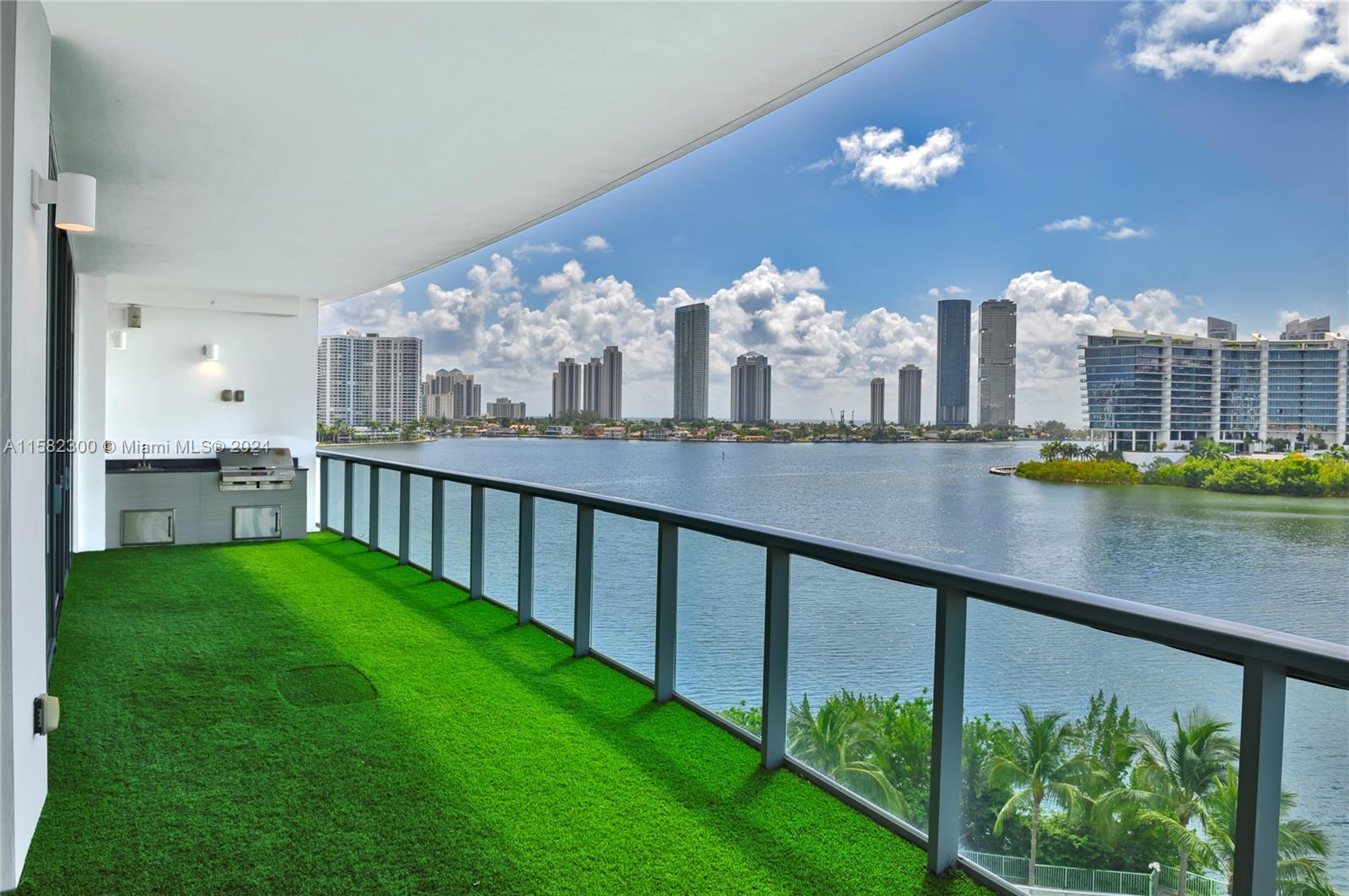 Picture of 3300 NE 188Th St # 615, Aventura, FL 33180