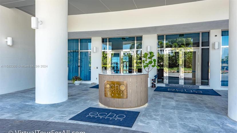 Picture of 3300 NE 188Th St # 615, Aventura FL 33180