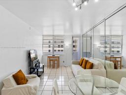 Picture of 100 Lincoln Rd # 830, Miami Beach, FL 33139