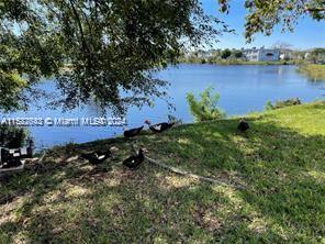 Picture of 160 NE 203Rd Ter # 3, Miami Gardens FL 33179