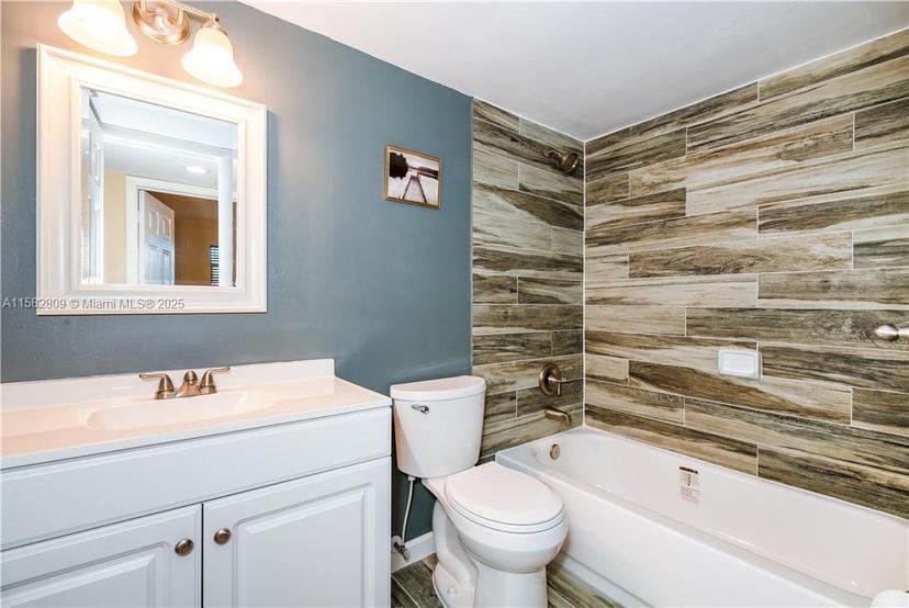 Picture of 9800 N Hollybrook Lake Dr # 309, Pembroke Pines FL 33025
