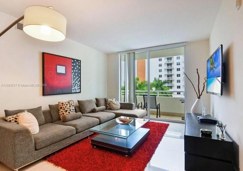 Picture of 18800 NE 29Th Ave # 520, Aventura FL 33180