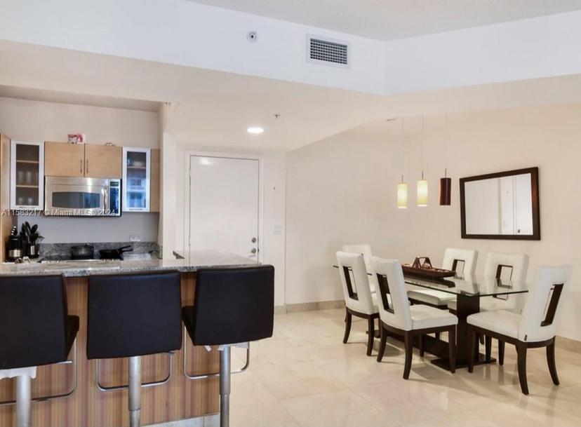 Picture of 18800 NE 29Th Ave # 520, Aventura FL 33180