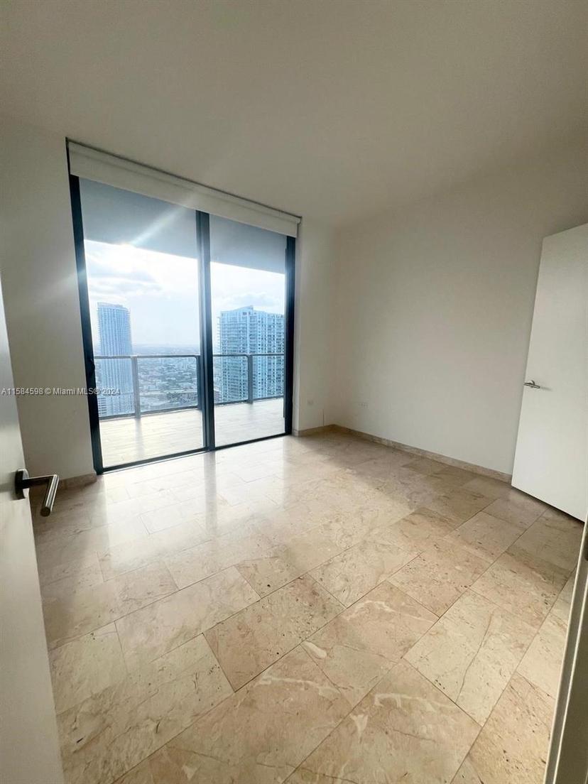 Picture of 68 SE 6Th St # 3810, Miami FL 33131