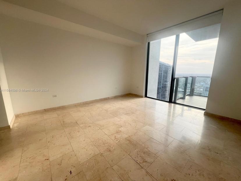 Picture of 68 SE 6Th St # 3810, Miami FL 33131