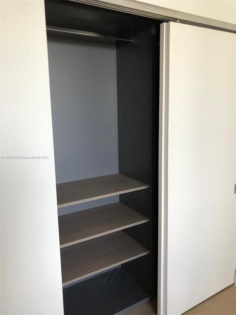 Picture of 16385 Biscayne Blvd # 519, North Miami Beach FL 33160