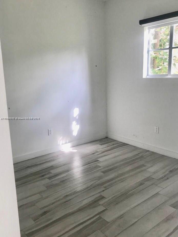 Picture of 1560 Meridian Ave # 206, Miami Beach FL 33139
