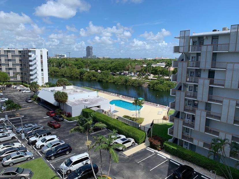 Picture of 3475 N Country Club Dr # 116, Aventura FL 33180