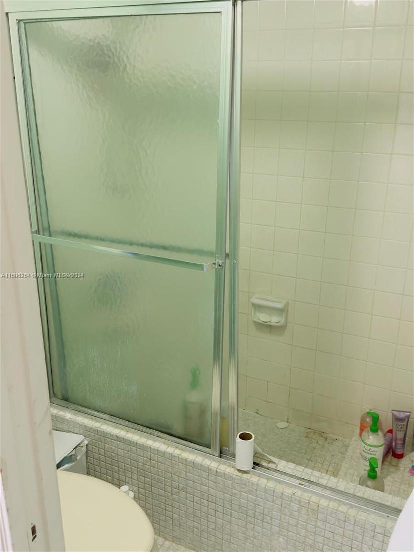 Picture of 3955 N Nob Hill Rd # 408, Sunrise FL 33351