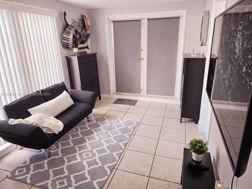 Picture of 4074 NW 4Th St, Miami FL 33126