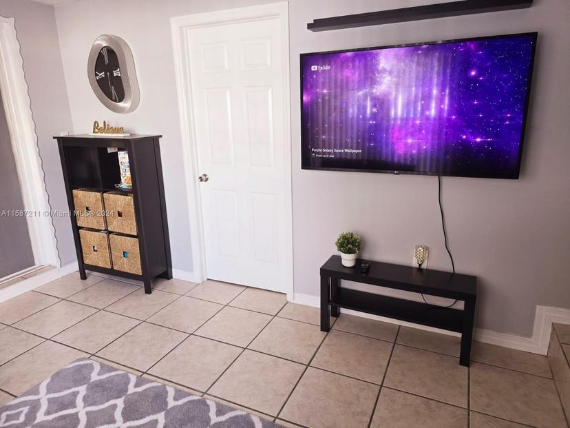 Picture of 4074 NW 4Th St, Miami FL 33126