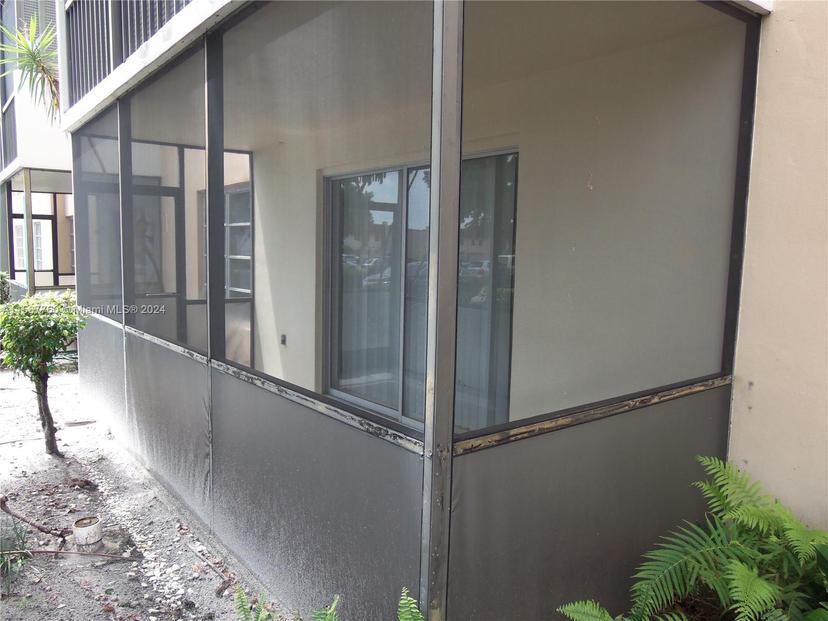 Picture of 4156 Inverrary Dr # 105, Lauderhill FL 33319