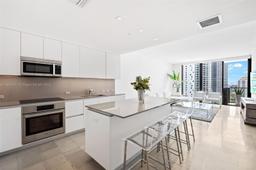 Picture of 68 SE 6Th St # 1405, Miami, FL 33131