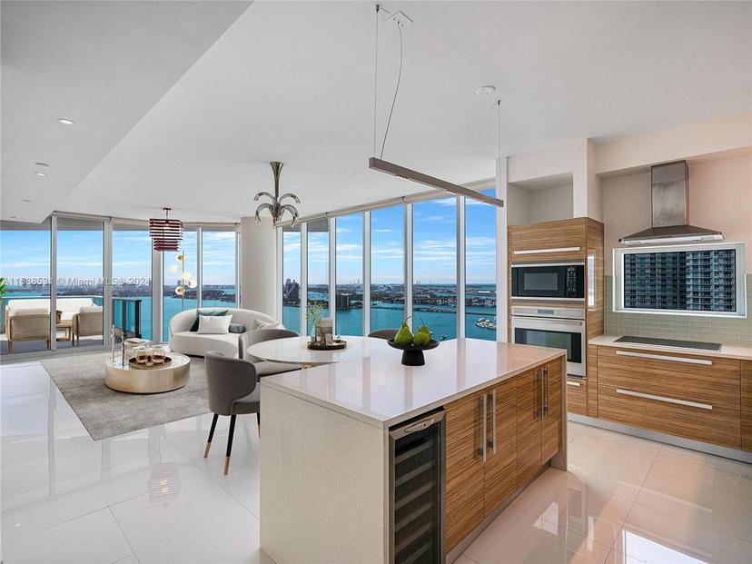 Picture of 2020 N Bayshore Dr # 2402, Miami FL 33137