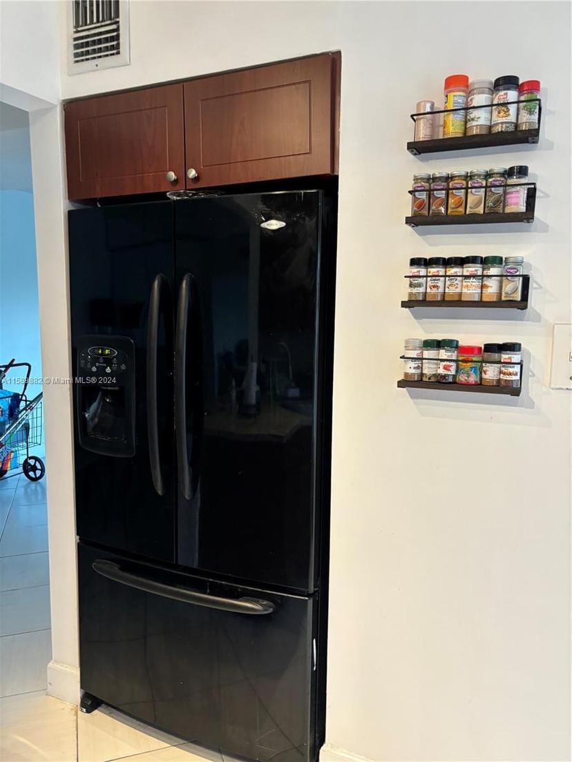 Picture of 4172 Inverrary Dr # 501, Lauderhill FL 33319
