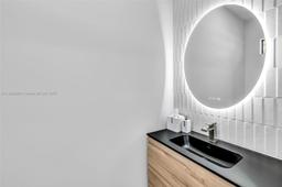 Picture of 810 SW 9Th St # 810, Fort Lauderdale, FL 33315