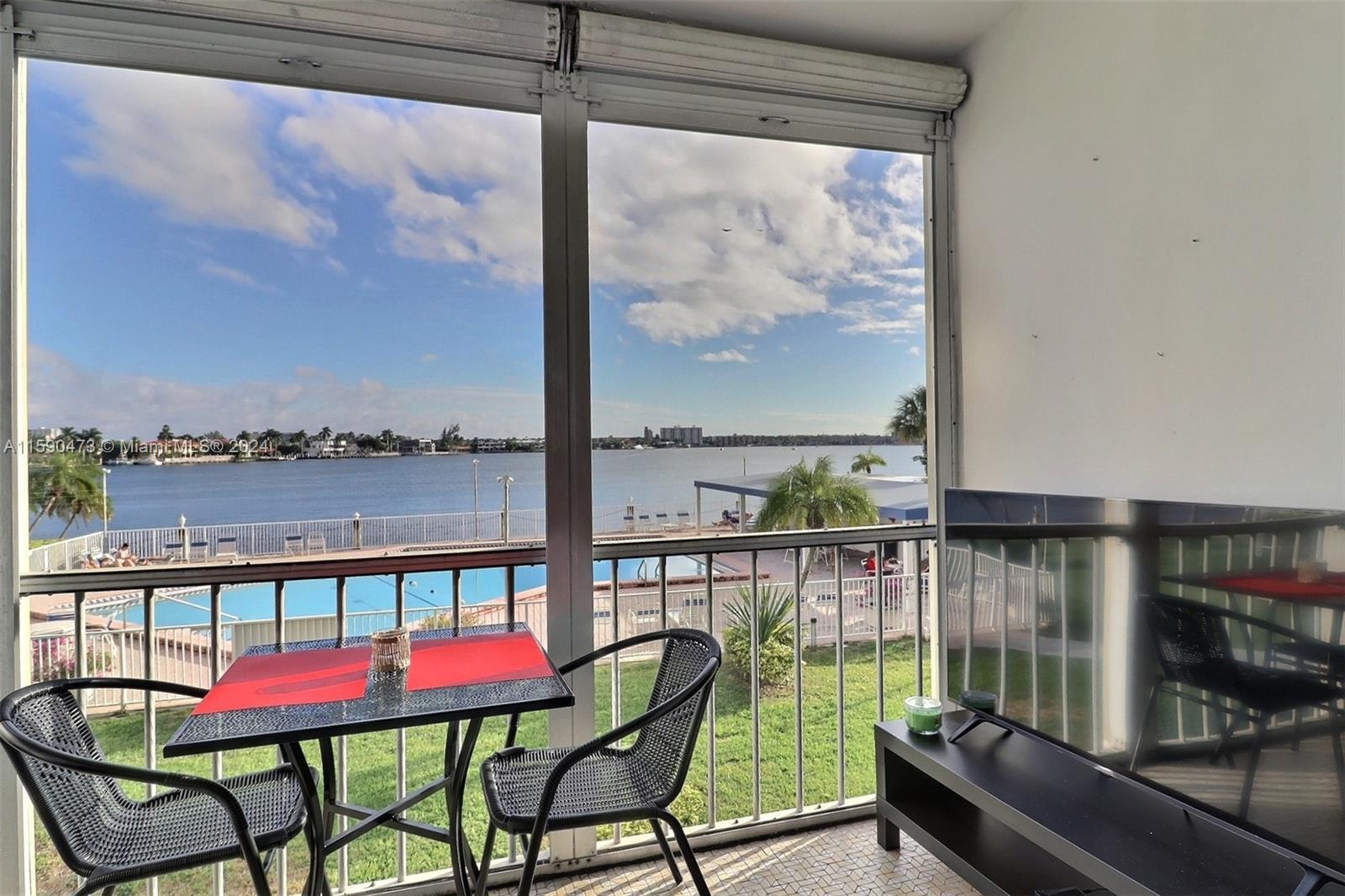 Picture of 3010 Marcos Dr # R209, Aventura, FL 33160