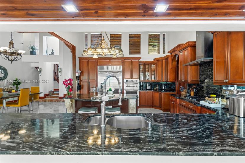 Picture of 19440 Royal Birkdale Dr, Hialeah FL 33015