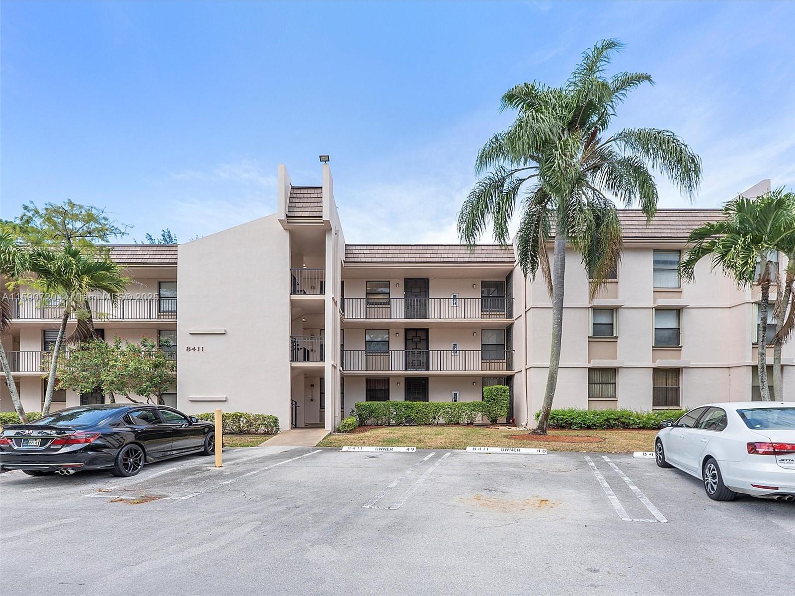 Picture of 8411 Forest Hills Dr # 307, Coral Springs, FL 33065