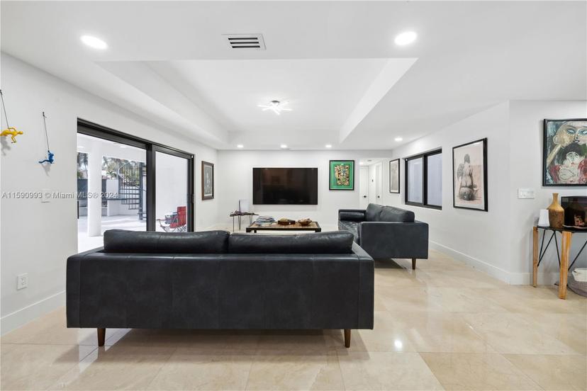 Picture of 16253 NW 82Nd Ave, Miami Lakes FL 33016